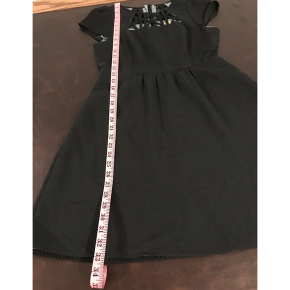 Anthropologie Maeve Black Aria Lattice Cut Fit & Flare S/S Mini Dress - Size 2 - Picture 7 of 13